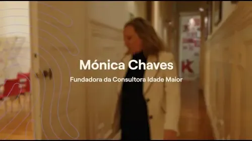 Mónica Chaves