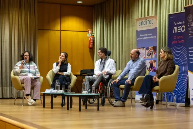 painel congresso comunicar alargado